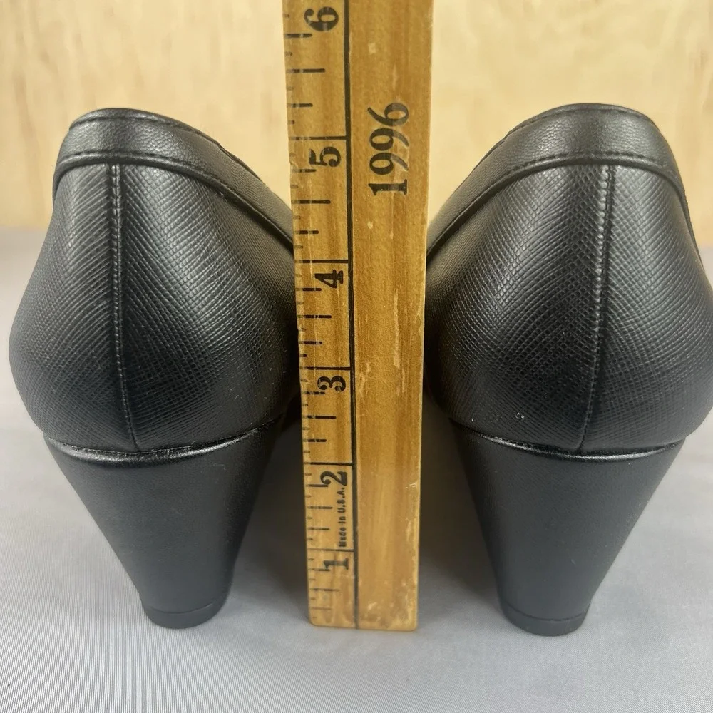 LifeStride System Women's Groovy Wedge Pumps Size 11W Black Comfort Shoes Used